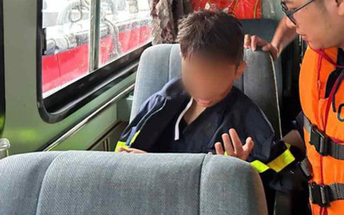 Lời kể của những người sống sót trong phút sinh tử khi tàu lật trên vịnh Hạ Long