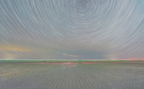 Trái Đất đang quay nhanh hơn, lo ngại rủi ro do ‘giây nhuận âm’