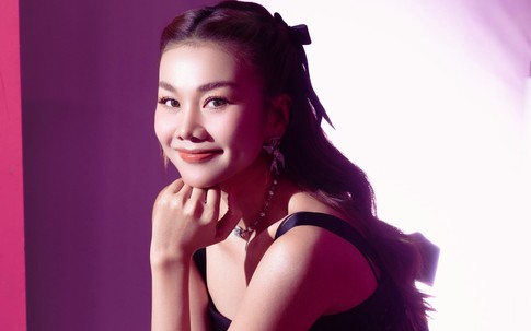 Tuổi 43 viên mãn của siêu mẫu Thanh Hằng, chỉ còn thiếu 1 điều là trọn vẹn