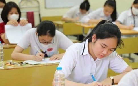 Thêm hơn 1.100 học sinh Hà Nội được tuyển vào lớp 10 trường công lập