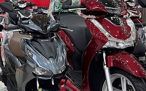 Giá xe máy Honda mới nhất giảm sốc, rẻ chưa từng có, SH, Vision dưới cả niêm yết