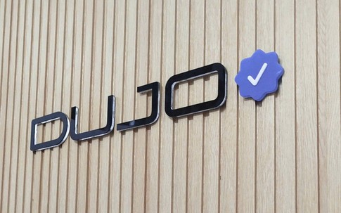 DUJO – Khi truyền thống, công nghệ và cách cư xử tạo nên bản sắc thương hiệu