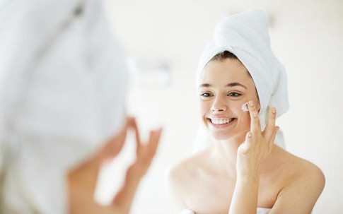 Làm đẹp da chống lão hóa từ bên trong, vừa đơn giản vừa không tốn tiền từ đồ uống