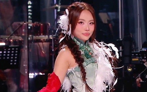 Phương Mỹ Chi hát ‘Lạc trôi’, dừng chân ở vị trí top 3 'Sing! Asia'