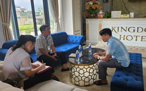 Hút thuốc trong khách sạn, du khách phải đền 4,8 triệu vì làm thủng nệm