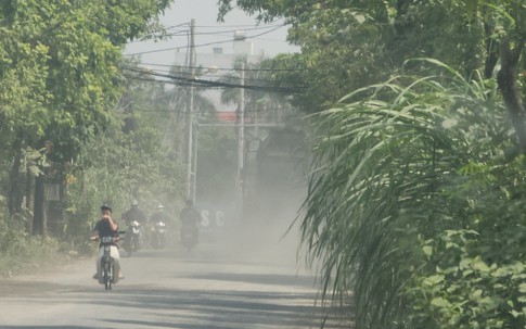 Tiếp vụ xe trọng tải 'khủng' náo loạn đường Vân Trì (Hà Nội): Lần theo dấu vết giữa 'khói bụi mù mịt'?