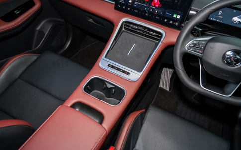 Xe gầm cao SUV hạng B giá 460 triệu đồng đẹp long lanh sánh ngang Kia Seltos, Honda HR-V, rẻ chỉ như Toyota Vios có gì đặc biệt khi ra mắt ở Malaysia?