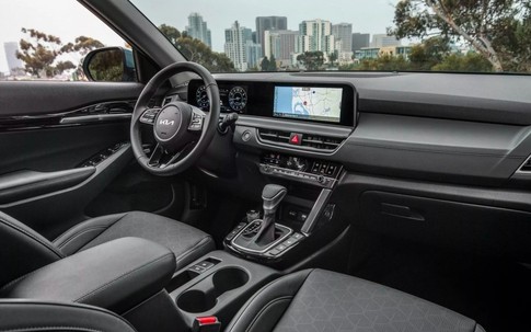Xe gầm cao SUV hạng B  KIA Seltos giá 280 triệu đồng xịn ngang Hyundai Creta, rẻ như Kia Morning, Hyundai Grand i10 ở Trung Quốc có gì khác biệt so với Việt Nam và Mỹ?