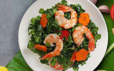 Loại rau tốt nhất thế giới trồng 1 lần ăn mấy chục năm, canxi giàu gấp đôi sữa bò giúp trẻ cao lớn