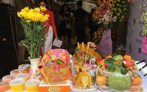 Cách cúng khai trương cửa hàng đơn giản kinh doanh hồng phát
