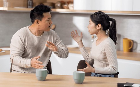 Mỗi tối vợ mang đồ ăn nấu sẵn về, tôi sững sờ khi biết nguồn gốc từ đâu 