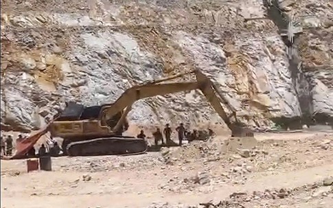 Sập cốt pha bê tông trên công trường cao tốc Quy Nhơn - Chí Thạnh, 2 người tử vong