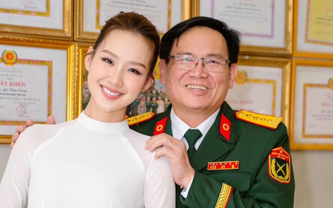 Gia thế nàng hậu quê Cần Thơ thi Miss World: Bố là đại tá, mẹ bác sĩ