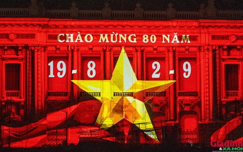 Hà Nội - Bản hùng ca từ mùa thu lịch sử