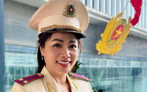 Hạnh phúc muộn màng của diễn viên, trung tá công an Trịnh Huyền