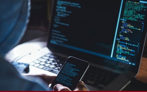 Vào web 'đen' mua 'đồ chơi', người đàn ông ở Hà Nội bị lừa gần 2 tỷ đồng