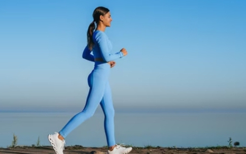 Biến đi bộ thành liệu pháp chăm sóc sức khỏe với quy tắc 6-6-6