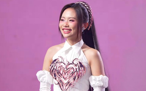 Phương Mỹ Chi bật khóc khi đạt Quán quân 'Em xinh say hi', Á quân là LyHan