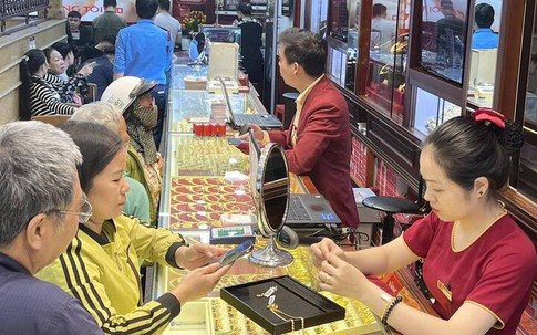 Giá vàng hôm nay 25/8: Vàng SJC tăng, vàng nhẫn ra sao?