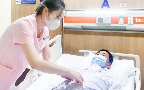 Người đàn ông 58 tuổi bị ung thư tuyến giáp mắc sai lầm này khiến khối u tăng gấp 3