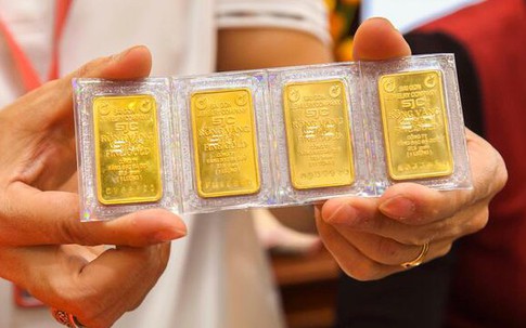 Giá vàng hôm nay 29/8: Vàng miếng SJC liên tục lập đỉnh