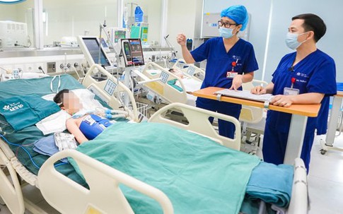 2 bé trai tiên lượng xấu vì sai lầm khi cấp cứu đuối nước rất nhiều người hay gặp