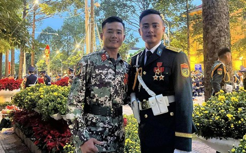 Chuyện đặc biệt về hai anh em ruột cùng tham gia diễu binh 2/9