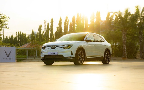VinFast VF 8 - Lựa chọn SUV điện cho gia đình Việt trong tầm giá 1 tỷ