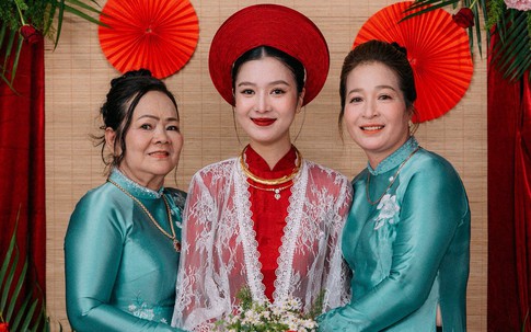 Mẹ đẻ và mẹ vợ Hồ Quang Hiếu gây chú ý