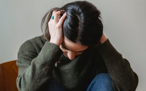 Vợ thất nghiệp, chồng vẫn muốn mừng cưới bạn thân 28 triệu để giữ thể diện