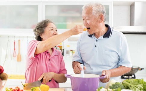 Về già, những việc làm tưởng nhỏ nhưng lại khiến sức khỏe thành thảm họa