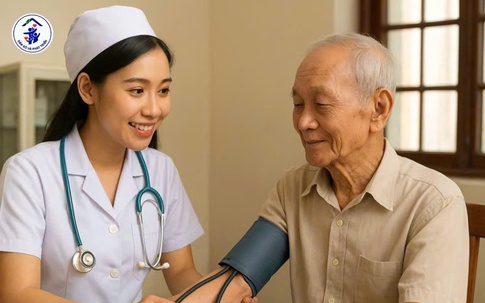Chú trọng chăm sóc sức khỏe người cao tuổi, đảm bảo thích ứng với già hóa dân số