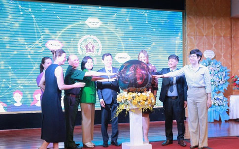 Khai trương Tổng đài điện thoại quốc gia về phòng, chống mua bán người 111