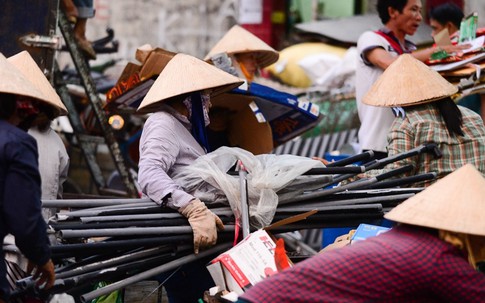 Từ cánh đồng quê ra phố, dân làng Thượng Phúc phất lên nhờ nghề đồng nát