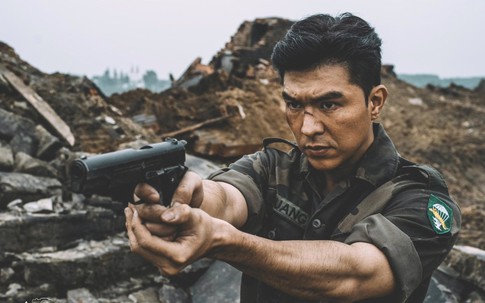 Bất ngờ với thú vui giải trí đời thường của Quang trong 'Mưa đỏ'
