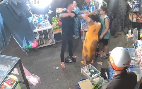 Video: Khoảnh khắc thanh niên táo tợn vừa hành hung đánh thai phụ vừa nói "Biết tao là ai không?”