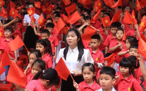 Cách tính tiền lương dạy thêm giờ theo quy định mới nhất, hàng triệu giáo viên nên biết 