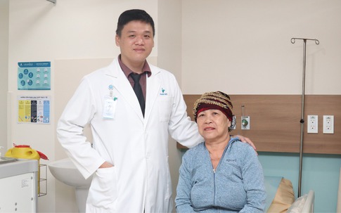 Người phụ nữ 62 tuổi bất ngờ phát hiện ung thư buồng trứng từ dấu hiệu nhiều chị em Việt bỏ qua