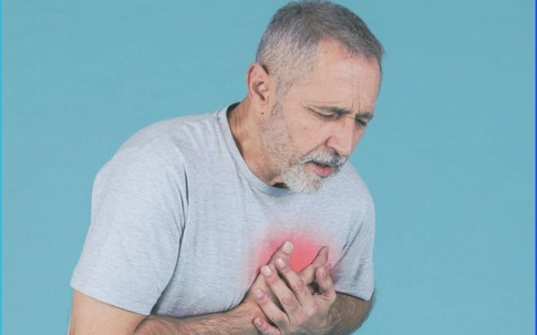 Đừng chủ quan khi tim đập lạ: Bác sĩ chỉ ra dấu hiệu nguy hiểm ai cũng bỏ qua