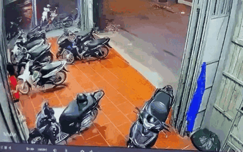 Hà Nội: Đánh bạn gái tại quán bi-a vì ghen tuông, nam thanh niên bị tạm giữ hình sự