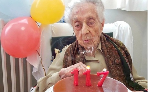 Bất ngờ với món ăn ưa thích của cụ bà thọ nhất thế giới: Sữa chua, ăn đúng cách còn tốt hơn thuốc bổ