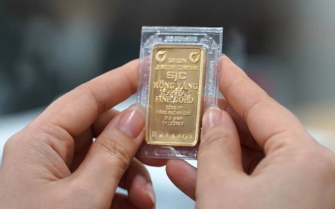 Giá vàng hôm nay: Vàng miếng SJC tăng lên 135 triệu đồng/lượng