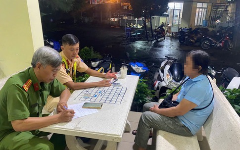 Xác định chất ‘bột lạ’ người phụ nữ rải trên đường ở TPHCM gây xôn xao mạng xã hội