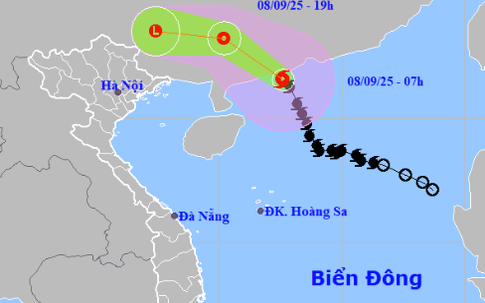 Tin bão mới nhất: Bão số 7 giật cấp 13 áp sát đất liền Trung Quốc, miền Bắc chuẩn bị mưa rất to