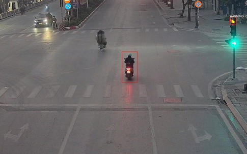 Hà Nội: Vi phạm giao thông 'hạ nhiệt', Camera AI chỉ ghi nhận 5 trường hợp vượt đèn đỏ ngày 9/1