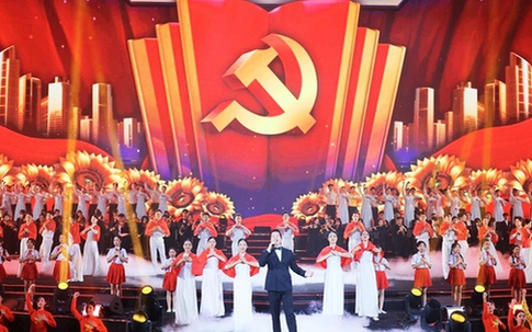 Ca sĩ nào sẽ được chọn biểu diễn tại chương trình nghệ thuật đặc biệt chào mừng thành công Đại hội Đảng?