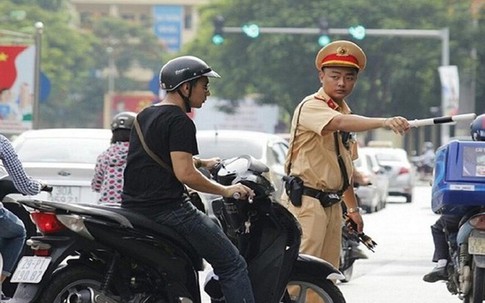 Quy định mới nhất về mức phạt không gương áp dụng từ 2026