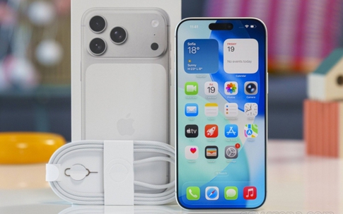 Giá iPhone 17, iPhone 17 Pro giảm vô địch, thấp kỷ lục, cực dễ mua dịp cận Tết