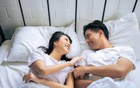 Bắt được tín hiệu này từ vợ, đàn ông chớ dại 'đòi hỏi'