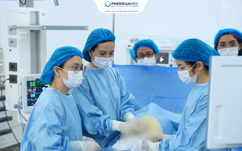 Kỹ thuật nội soi buồng ối dẫn lưu dịch màng phổi: Trao hi vọng cho thai nhi bị tràn dịch bẩm sinh